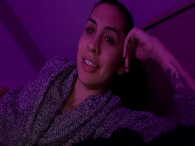 Live sex webcam photo for Milky_Bunny #271259333