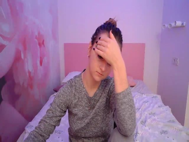 Live sex webcam photo for TinaMacey #271258127