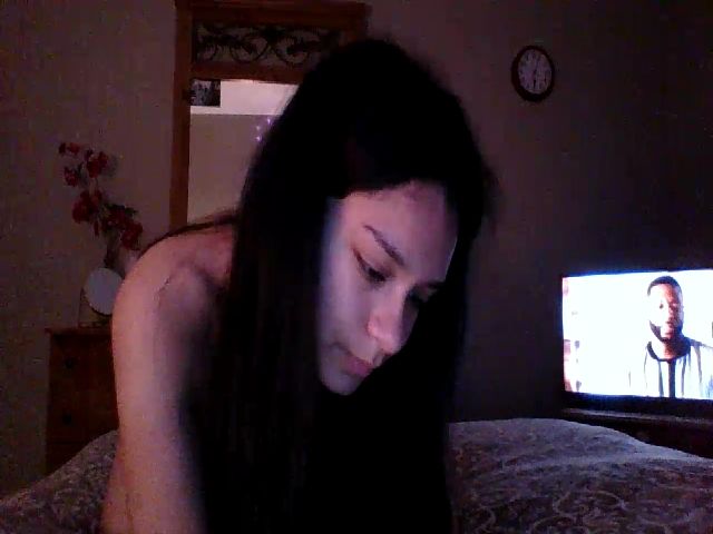 Live sex webcam photo for Adrianaxo1 #271268436