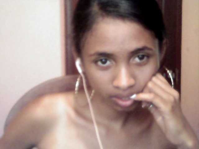 Live sex webcam photo for AfricasDiamon #271262610