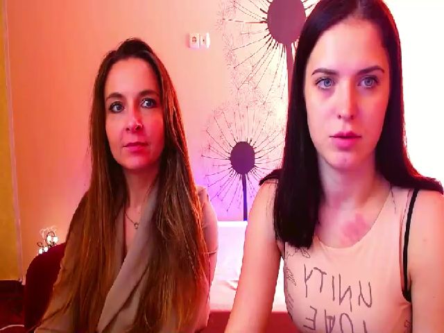 Live sex webcam photo for MilliKristal #271261444