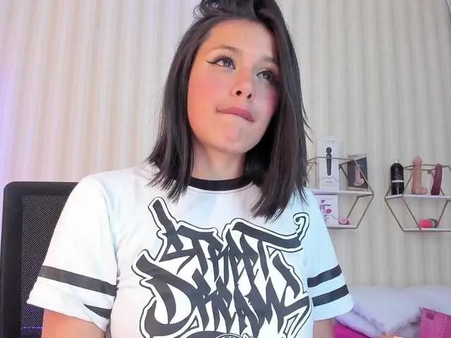 Live sex webcam photo for nickysummer #271270481