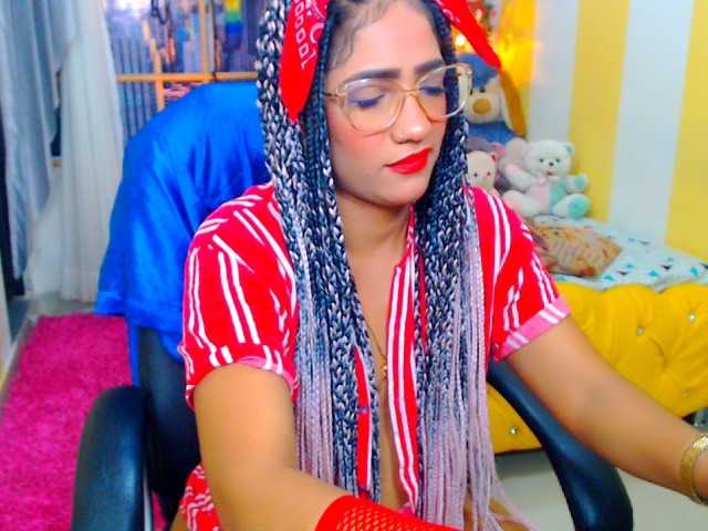 Live sex webcam photo for Eloveskamy #271274041