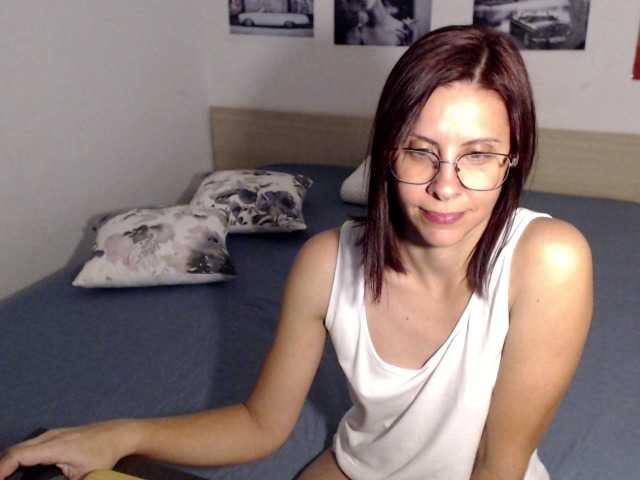 Live sex webcam photo for JustMeXY7 #271281150