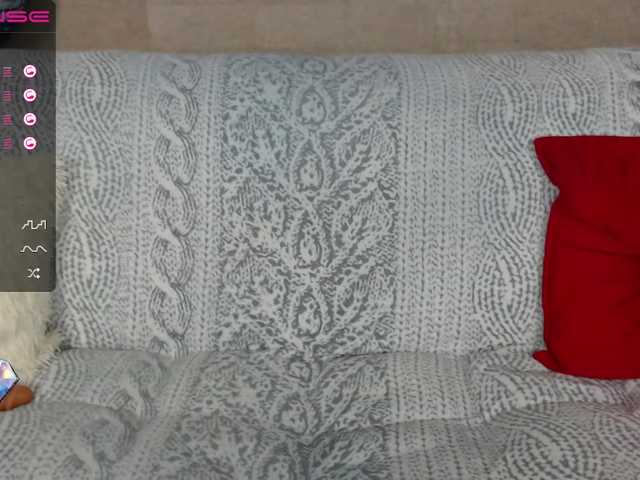 Live sex webcam photo for Icehotangel #271269883