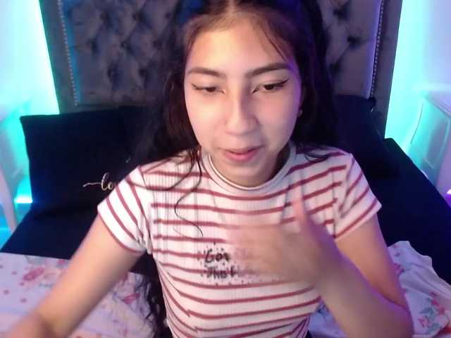 Live sex webcam photo for KHLOE-DM #271281728