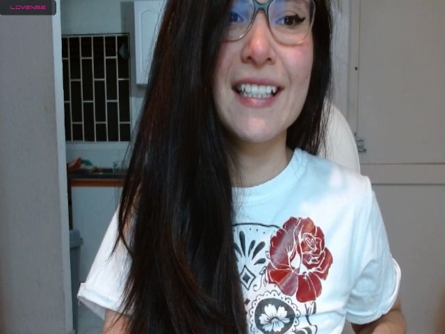 Live sex webcam photo for Tiny_Caroline #271272397