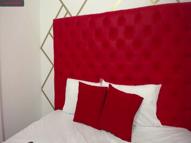 Live sex webcam photo for Samantha4k #271274232