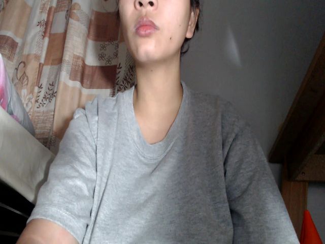 Live sex webcam photo for HotpukiLuver #271283556