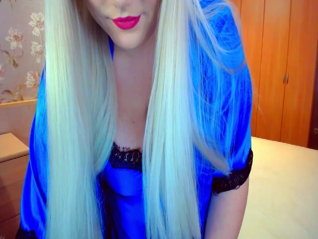 Live sex webcam photo for VeritableGirl #271272389