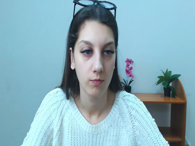 Live sex webcam photo for LadyMillionne #271274186