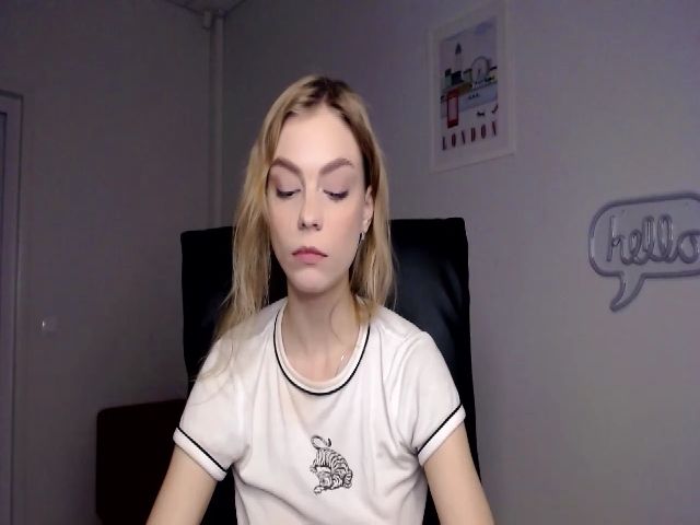 Live sex webcam photo for VanillaJenny #271277665