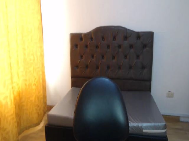 Live sex webcam photo for Britafox #271281978