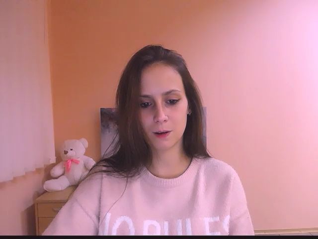 Live sex webcam photo for CuddliesNikki #271282720