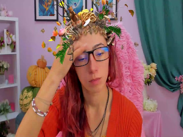 Live sex webcam photo for amyjune01 #271277928