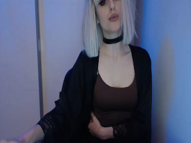 Live sex webcam photo for GoddessKasyia #271278374