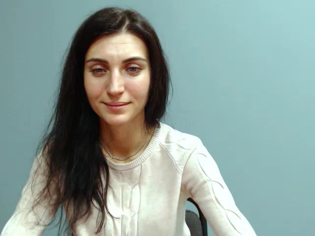 Live sex webcam photo for Miss_Vivian #271279687