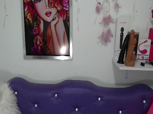 Live sex webcam photo for daddys_girl_x #271282444