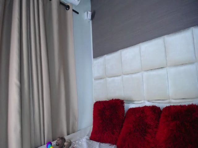 Live sex webcam photo for Liza_david #271284060