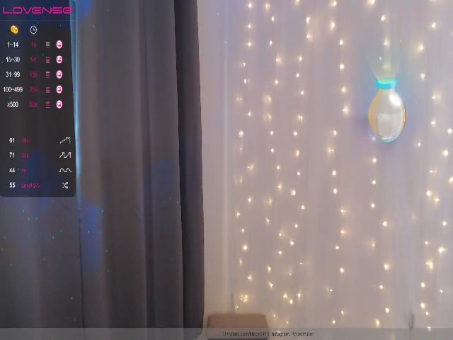Live sex webcam photo for Khloe_Miller #271278626