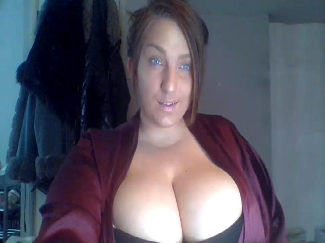 Live sex webcam photo for Curvykay28 #271278019