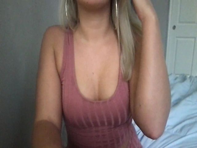 Live sex webcam photo for Bharbiedoll #271282748