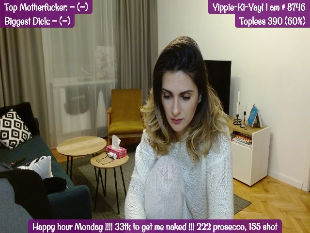 Live sex webcam photo for IgotCookies #271279595