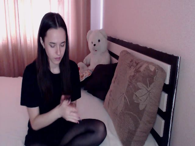 Live sex webcam photo for Sue_Cute #271271859