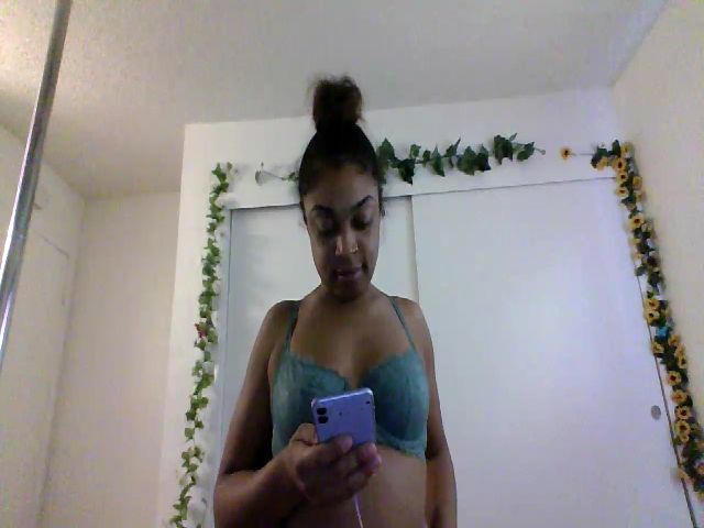 Live sex webcam photo for icydymond #271284079