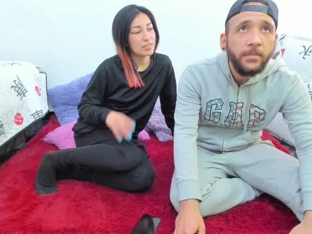 Live sex webcam photo for couplehot0420 #271280841