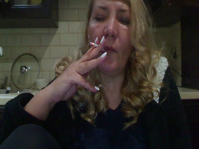 Live sex webcam photo for HeyHeyGrey #271272380