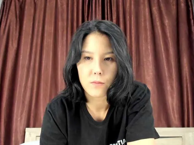 Live sex webcam photo for autumn-frost #271277151