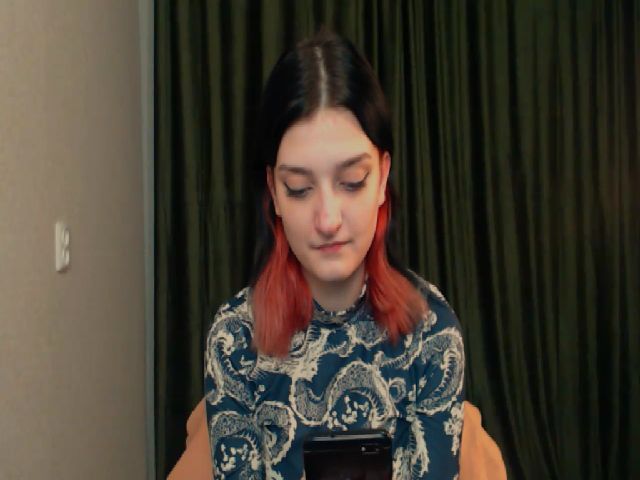 Live sex webcam photo for MoraCos #271278601