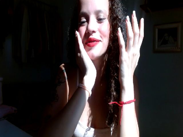 Live sex webcam photo for Mermaid_A #271279735