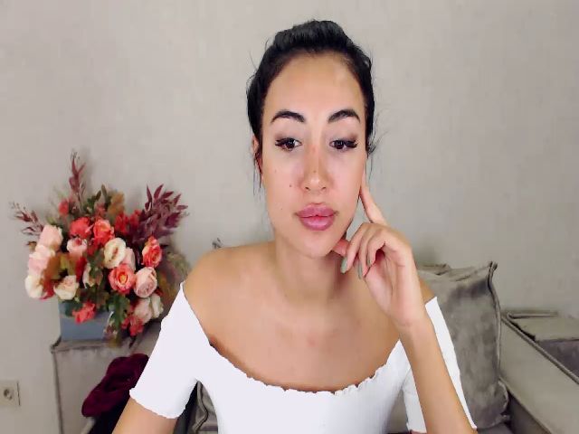 Live sex webcam photo for candy_girl_1 #271284508