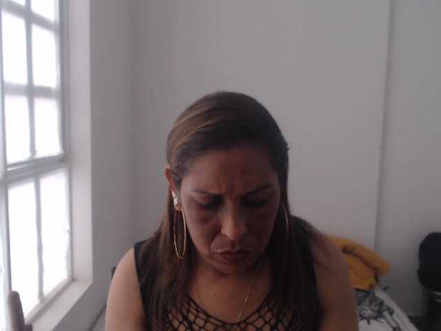 Live sex webcam photo for matureomg7 #271281187