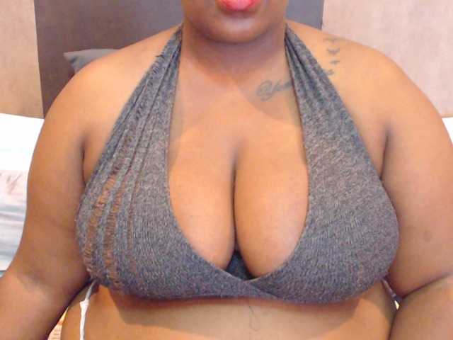 Live sex webcam photo for xtrathick26 #271273919