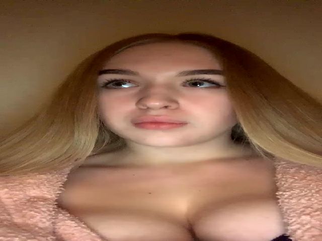 Live sex webcam photo for Elegantlady19 #271282076