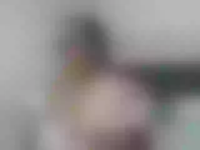 Live sex webcam photo for LucianaO #271293483