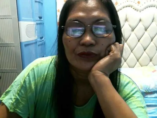Live sex webcam photo for hOtGranny4u #271289491