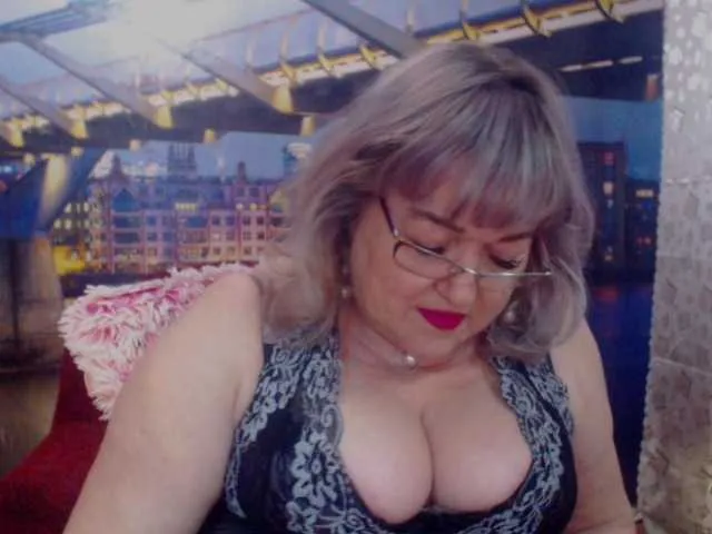Live sex webcam photo for StarMarmelada #271293001