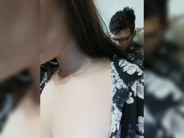 Live sex webcam photo for HellMor #271284650