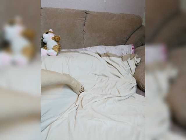 Live sex webcam photo for MaryLessy #271296564