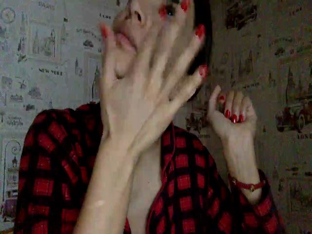 Live sex webcam photo for JolyBoss #271290543