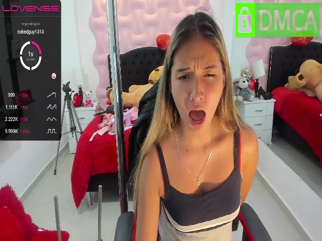 Live sex webcam photo for Annasshim_ #271295737