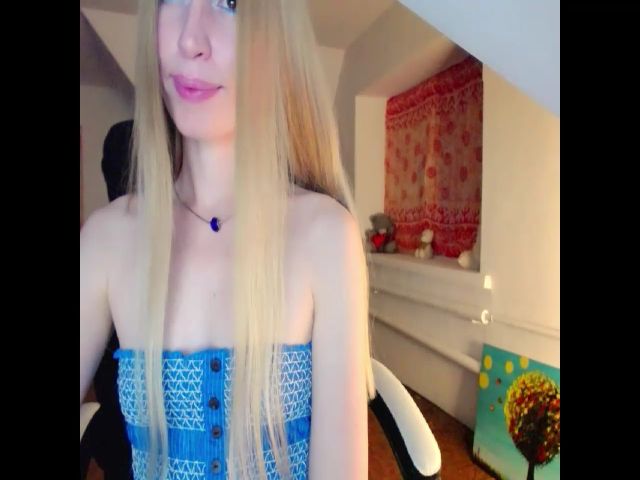 Live sex webcam photo for X_model_S #271300463