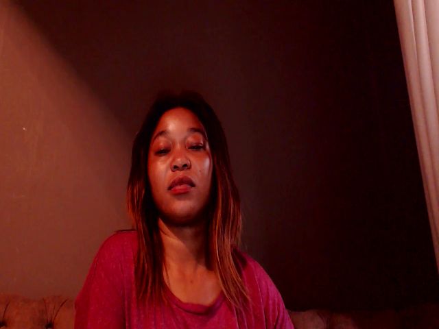 Live sex webcam photo for Xxamor #271295686