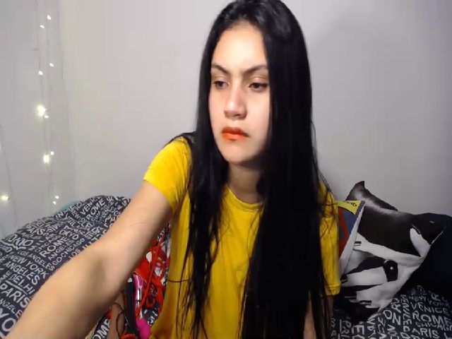 Live sex webcam photo for ANNPARDO #271290462