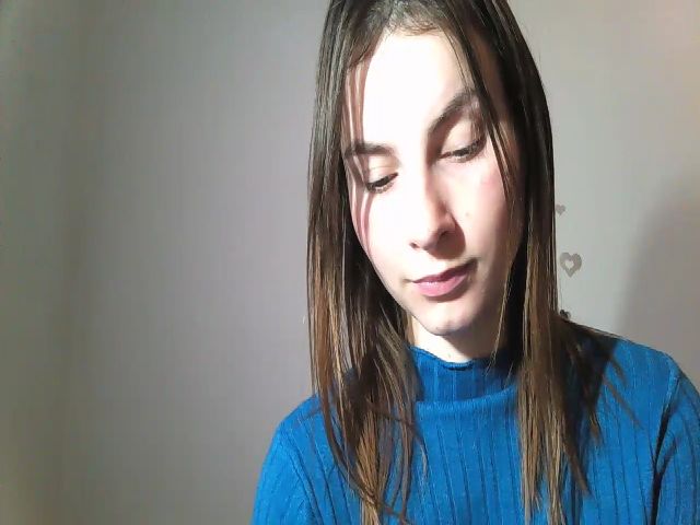 Live sex webcam photo for MisssSun #271291688