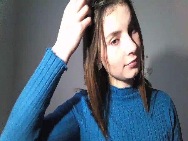 Live sex webcam photo for MisssSun #271294096